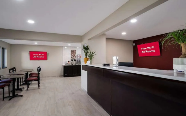 Super 8 by Wyndham Marston
