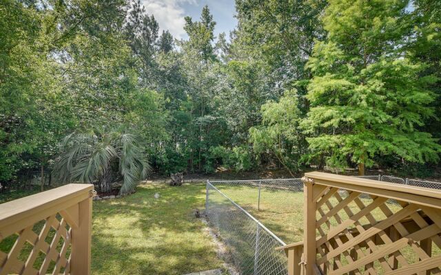 Spacious Myrtle Beach House w/ Deck + Gas Grill!