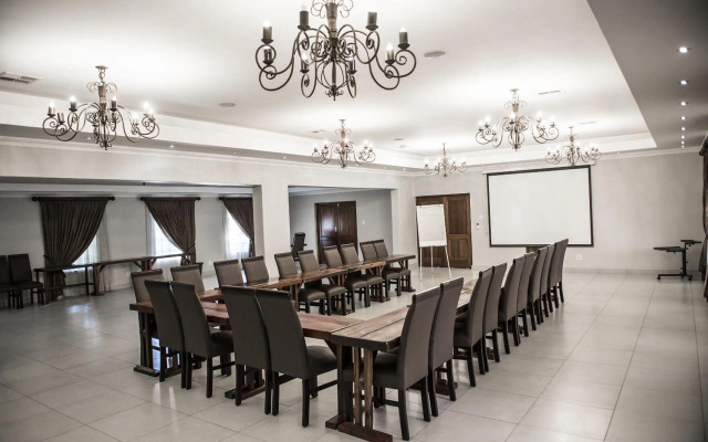 Afrique Boutique Hotel O.R. Tambo