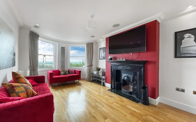 Impeccable 6-bed House in Ramsgate, Harbour Views
