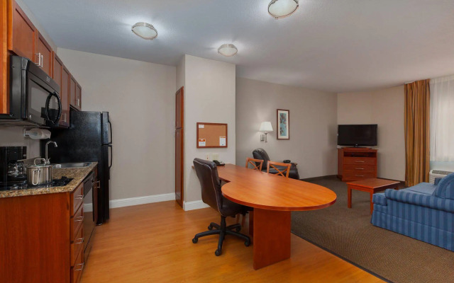 Candlewood Suites Decatur Medical Center by IHG