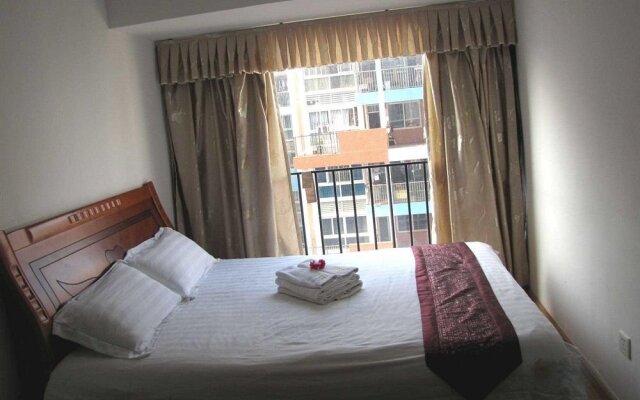 She & He Apartment(Luohu Zunyu)