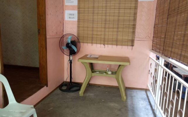 MPD Backpackers Coron
