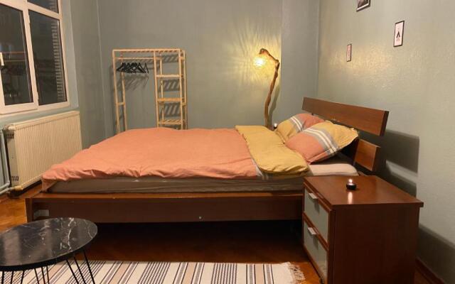 Kadıköy boğada 4+1 daire merkezi konumda