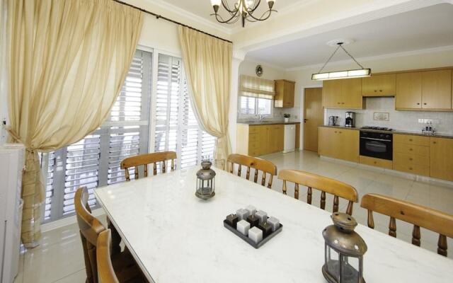 Oceanview Luxury Villa 116