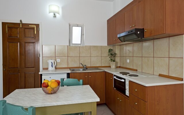 Trianta Hotel Apartments