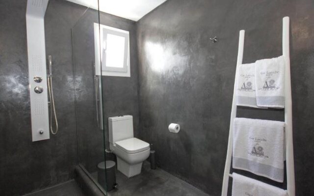 Anixi Lounge Suites - Adults Only
