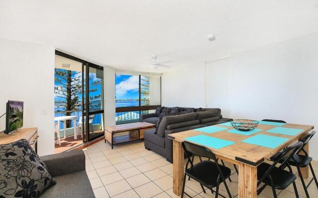 Eastbourne U4, 80 Esplanade, Golden Beach
