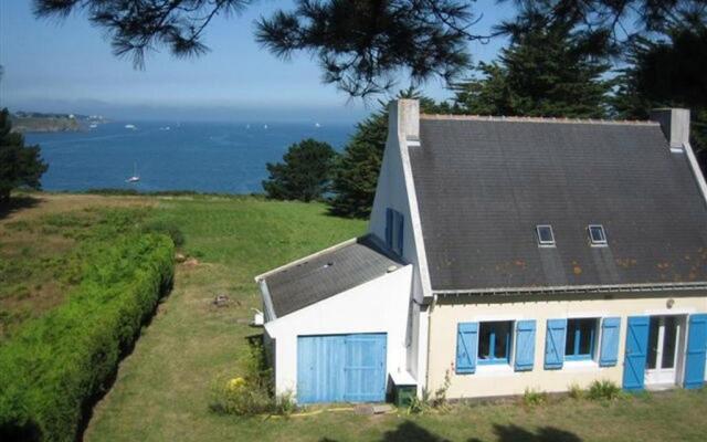 Maison Le Palais, 5 pièces, 8 personnes - FR-1-418-159