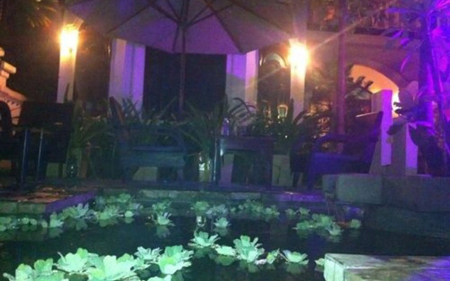EOcambo Villa