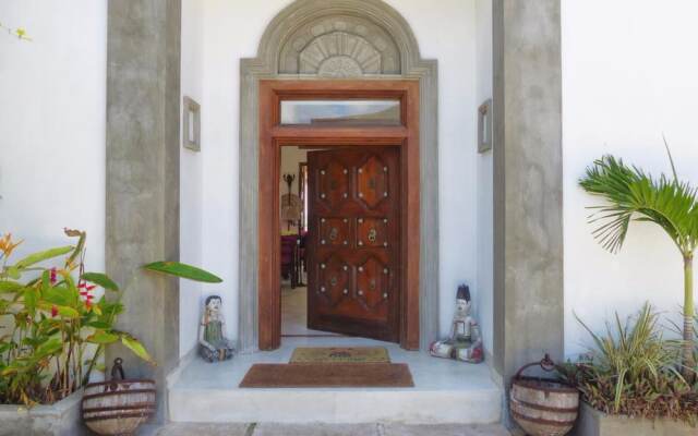 Mihiri Beach House
