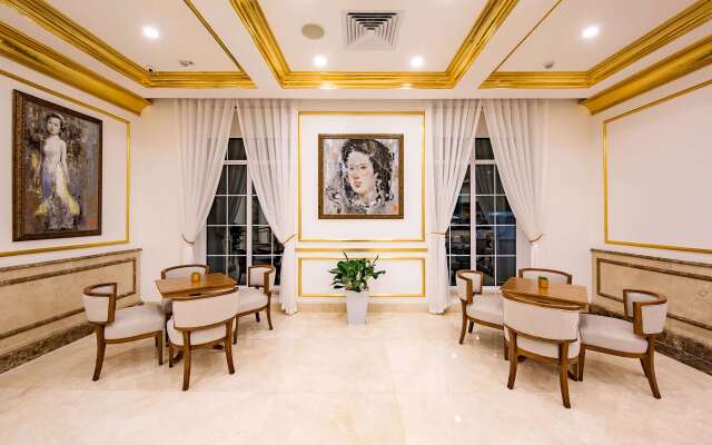 Wyndham Danang Golden Bay