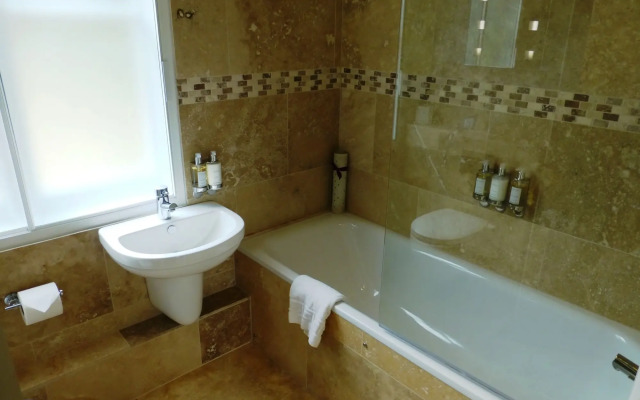 The Five Arrows Hotel