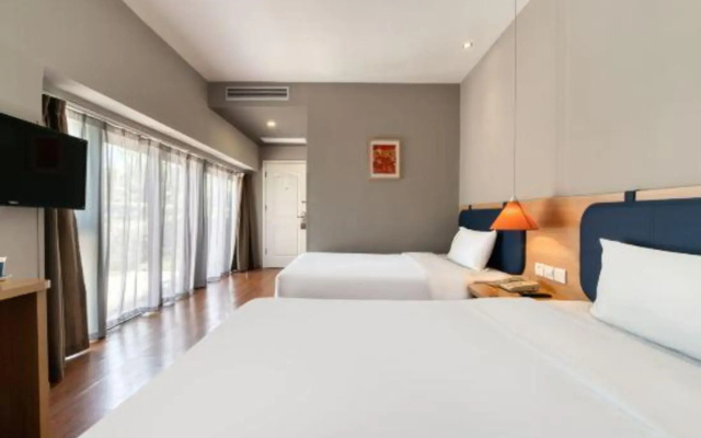 Jinwang Hotel (Hangzhou Qianjiang New Town Jingfang Metro Station)
