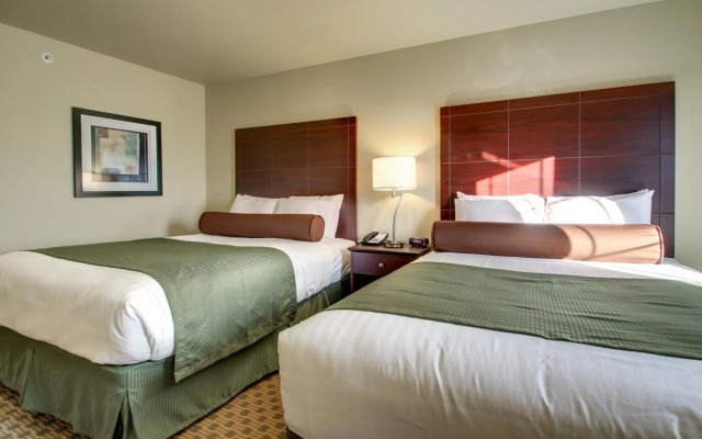 Cobblestone Hotel & Suites - Salem