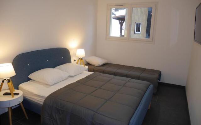 Ecrins 6 n°2: skis aux pieds, appartement neuf