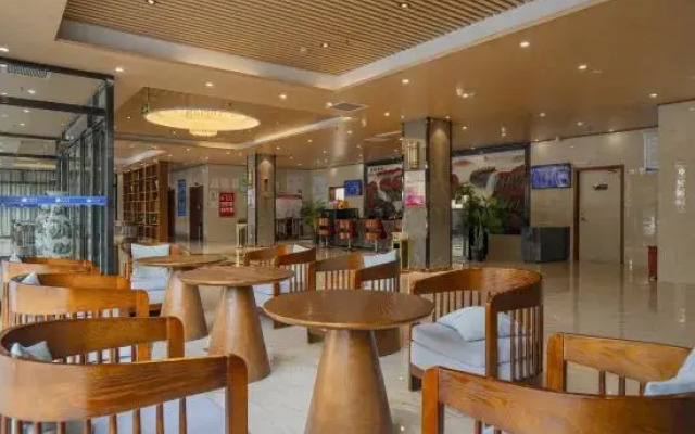 Qian Yuan Hotel