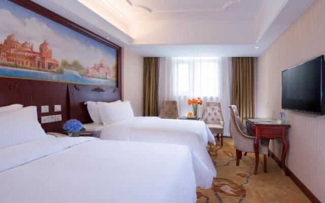 Vienna Hotel Guangdong Huizhou Maidi South Road