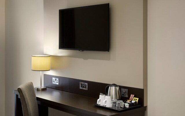 Premier Inn Basingstoke West