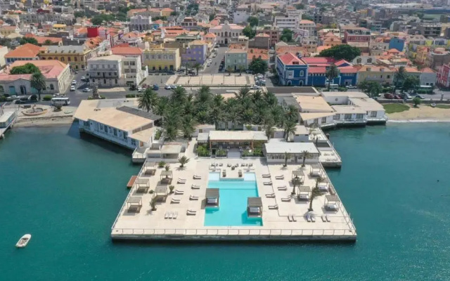 Mansa Marina Hotel