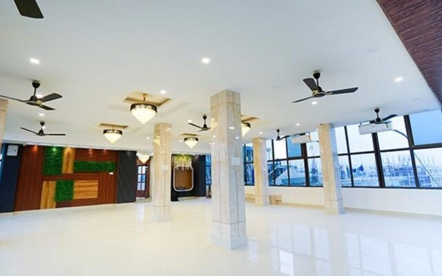 FabHotel Prime Royal Inn