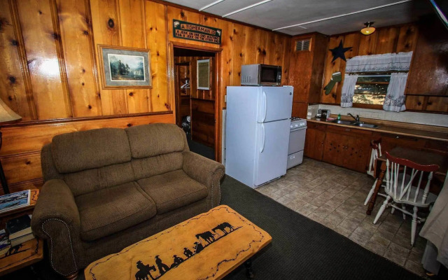 Shore Acres Lodge