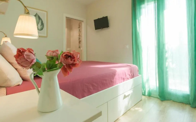 A 10 min del centro, Gran jardin privado, WIFI fibra