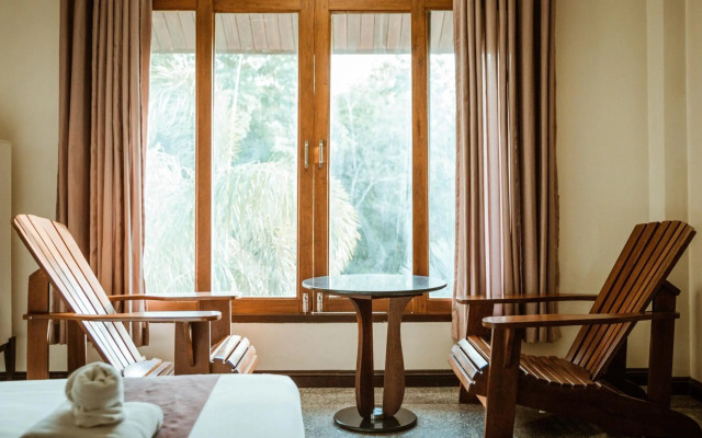 Tak Andaman Resort & Hotel