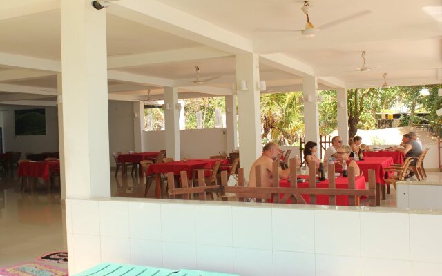 Paradise Beach Resort