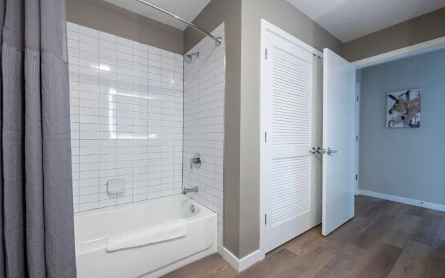 Escape at Harbor Point - ESC-1058