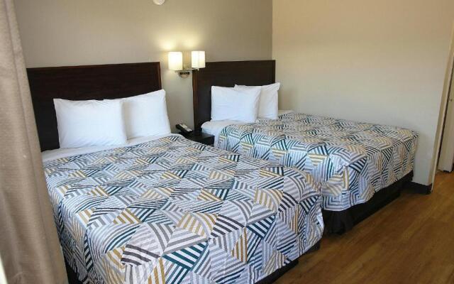 Motel 6 Hattiesburg, MS