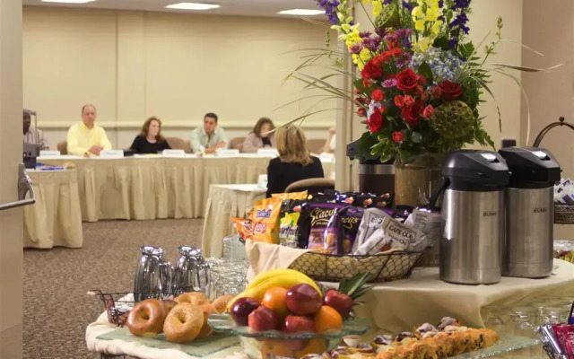 Four Points By Sheraton Norwood