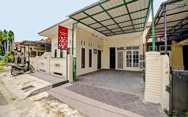 OYO 113655 Martimbang Homestay