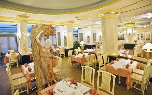 Sunrise Queen Luxury Resort & Spa