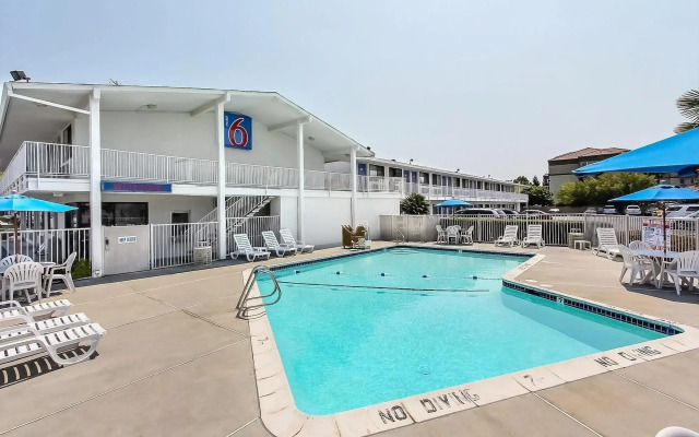 Motel 6 Sunnyvale, CA - South