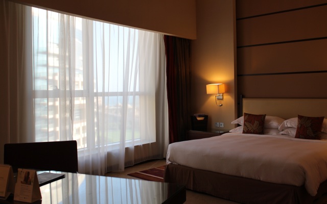 Khalidiya Palace Rayhaan by Rotana Hotel