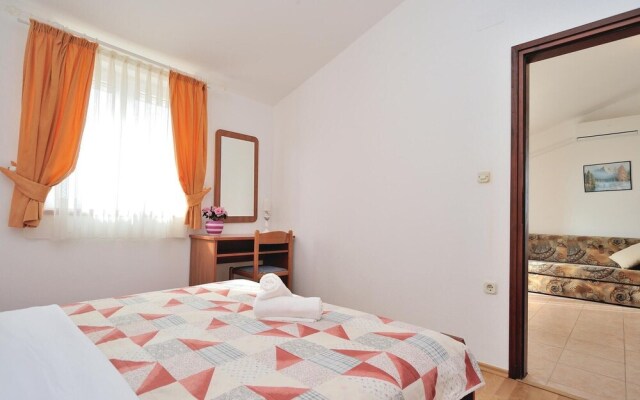 Nice Home in Privlaka With Wifi and 1 Bedrooms
