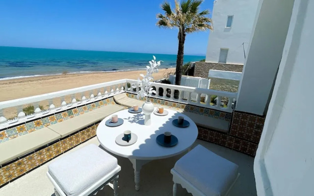 The Sea House Beach Front Villa With Pool