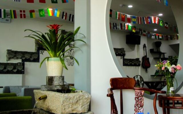 Jixi International Youth Hostel