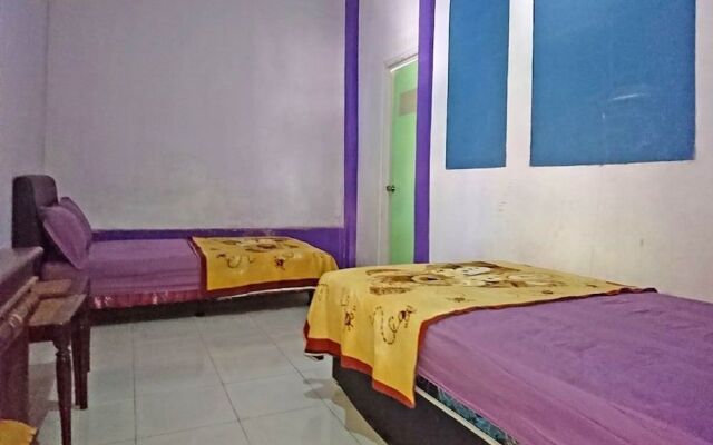 Oyo 2467 Penginapan Dafista