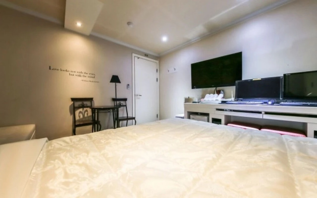 Cheonan Honeymoon Motel