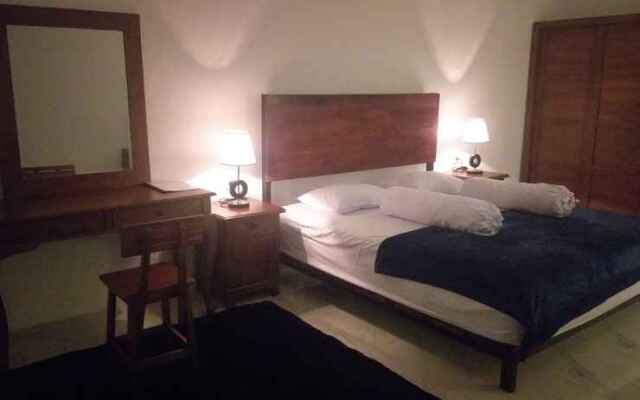 Dekamil Cottage Villa Kebun