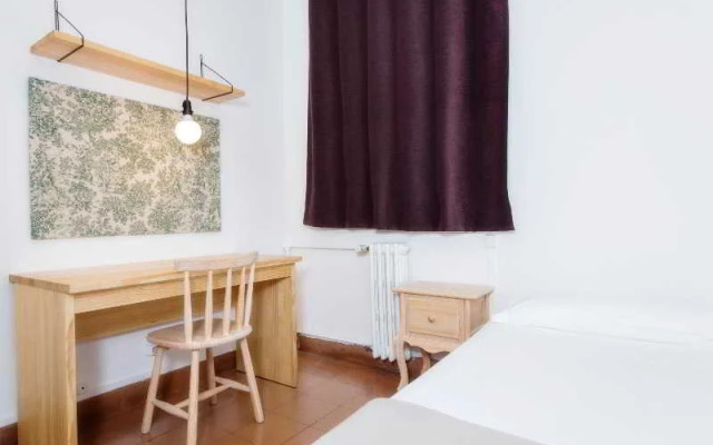 Nikbor Universitaria Residence