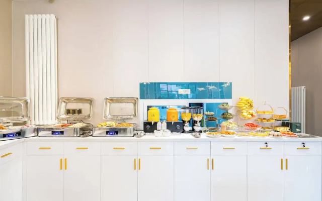 Dequan Luxury Hotel CBD