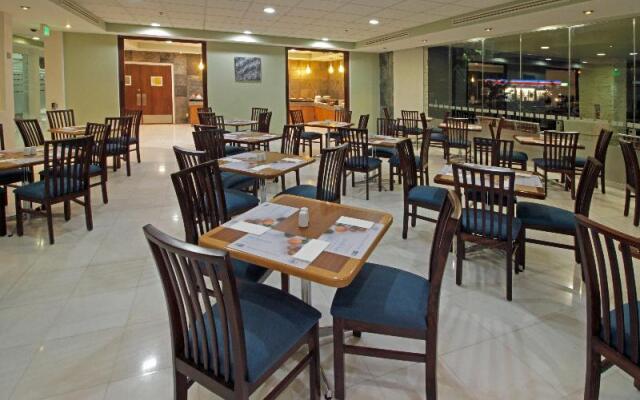 Holiday Inn Express Hotel & Suites Irapuato