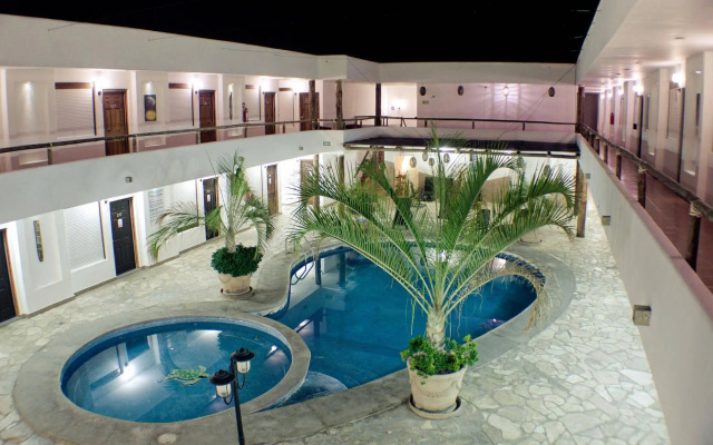 Hotel  Maioris La Paz