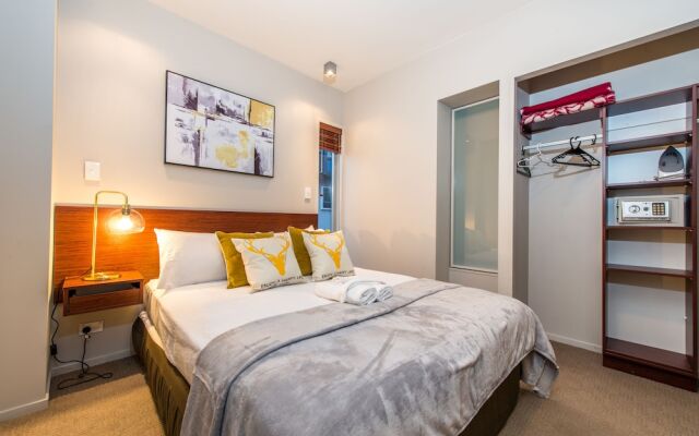 JHT - 2 BRM Apartment, Air Con, Close to SkyTower