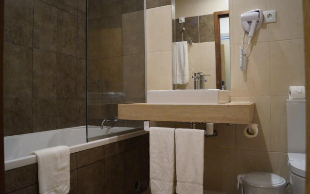 Angra Central Hotel