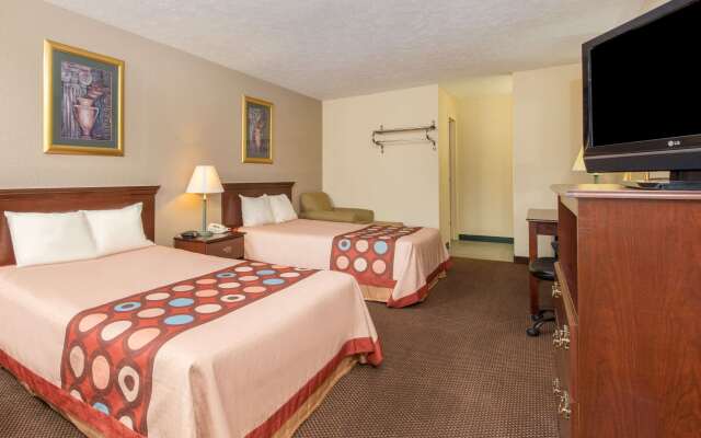 Super 8 by Wyndham Centerville-Richmond