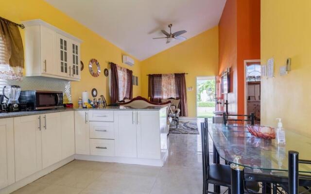 Cayman’s Luxury Estate VacayStay